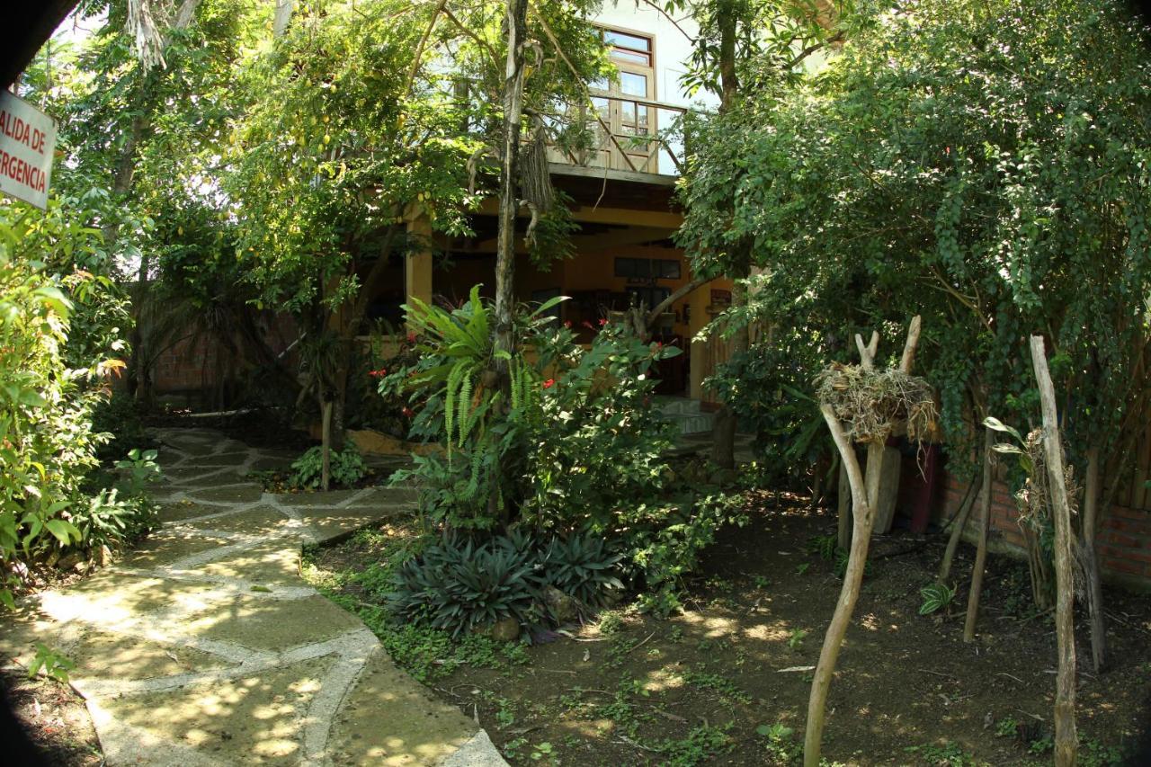 Hosteria Cabanas Itapoa Puerto López Exterior foto