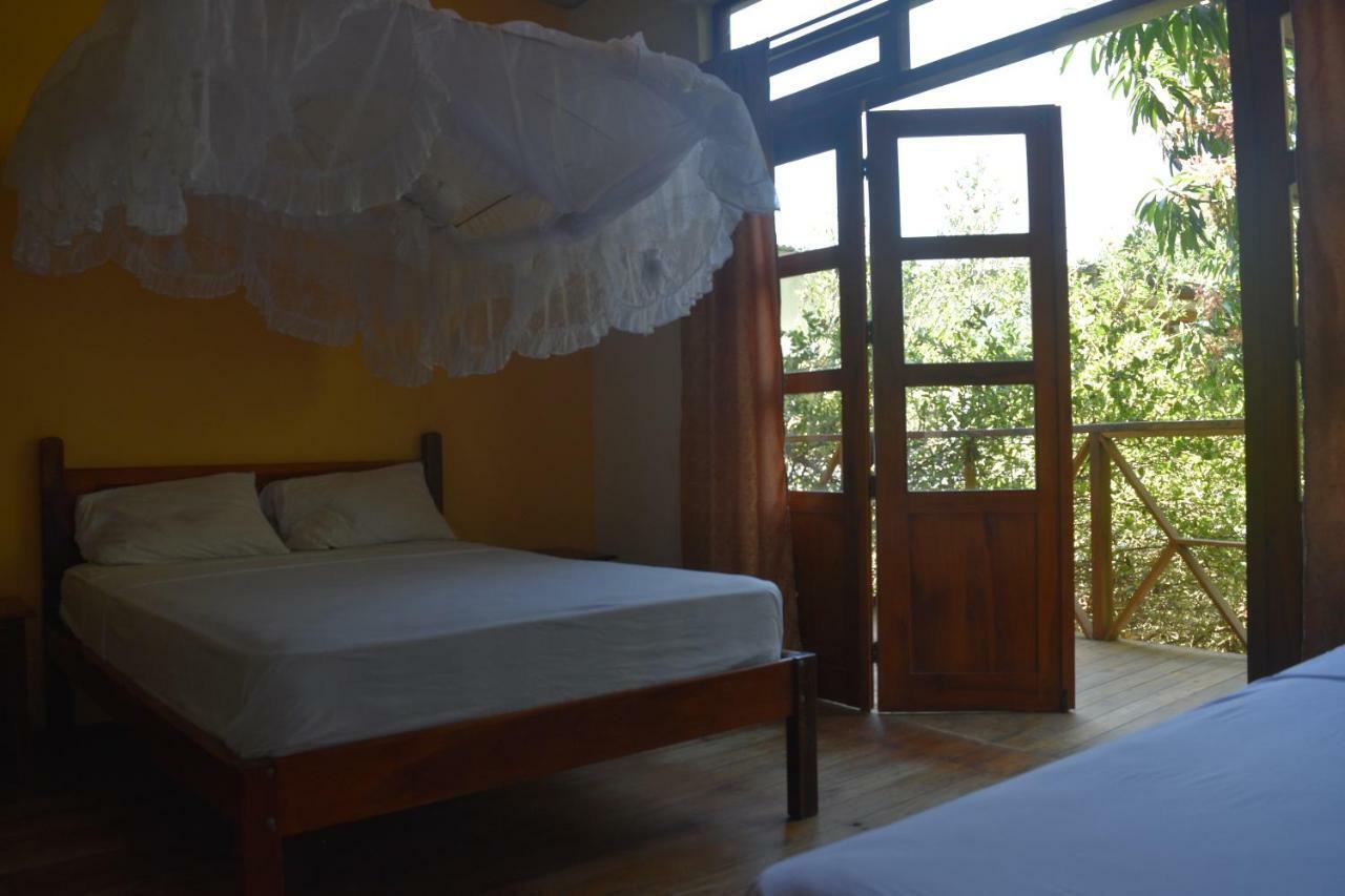Hosteria Cabanas Itapoa Puerto López Exterior foto