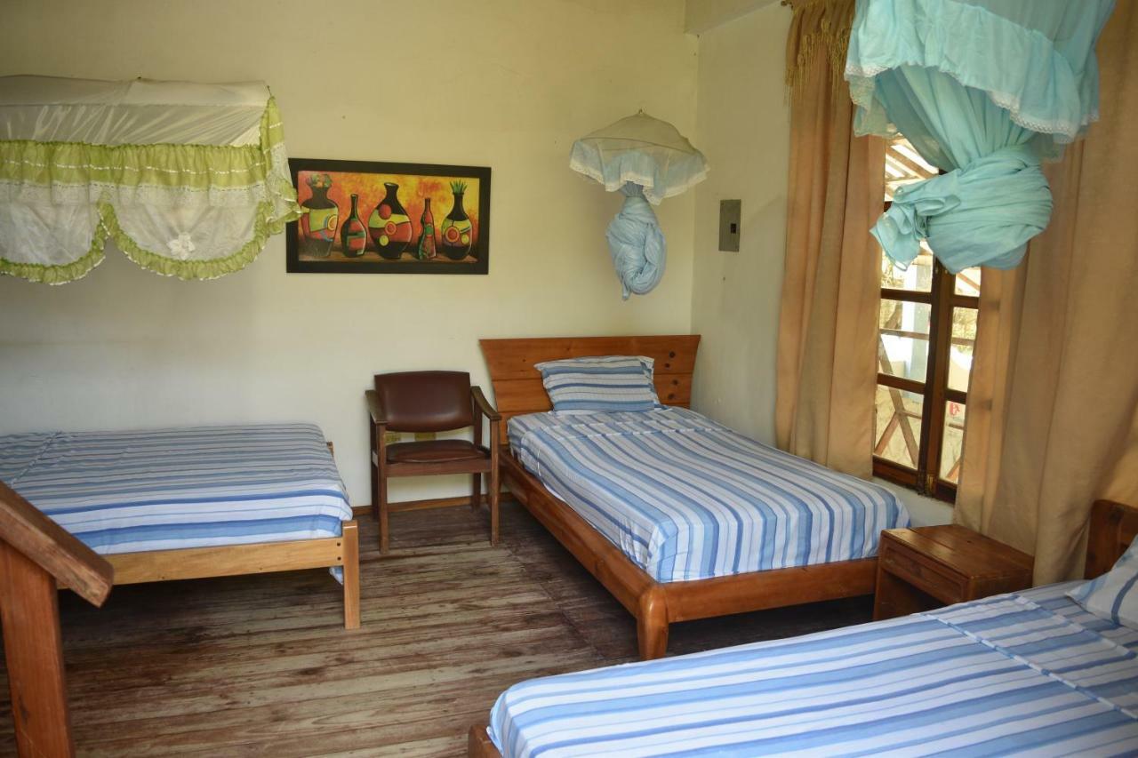 Hosteria Cabanas Itapoa Puerto López Exterior foto