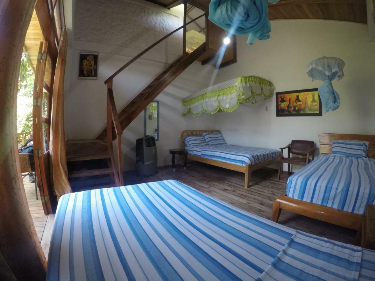 Hosteria Cabanas Itapoa Puerto López Exterior foto